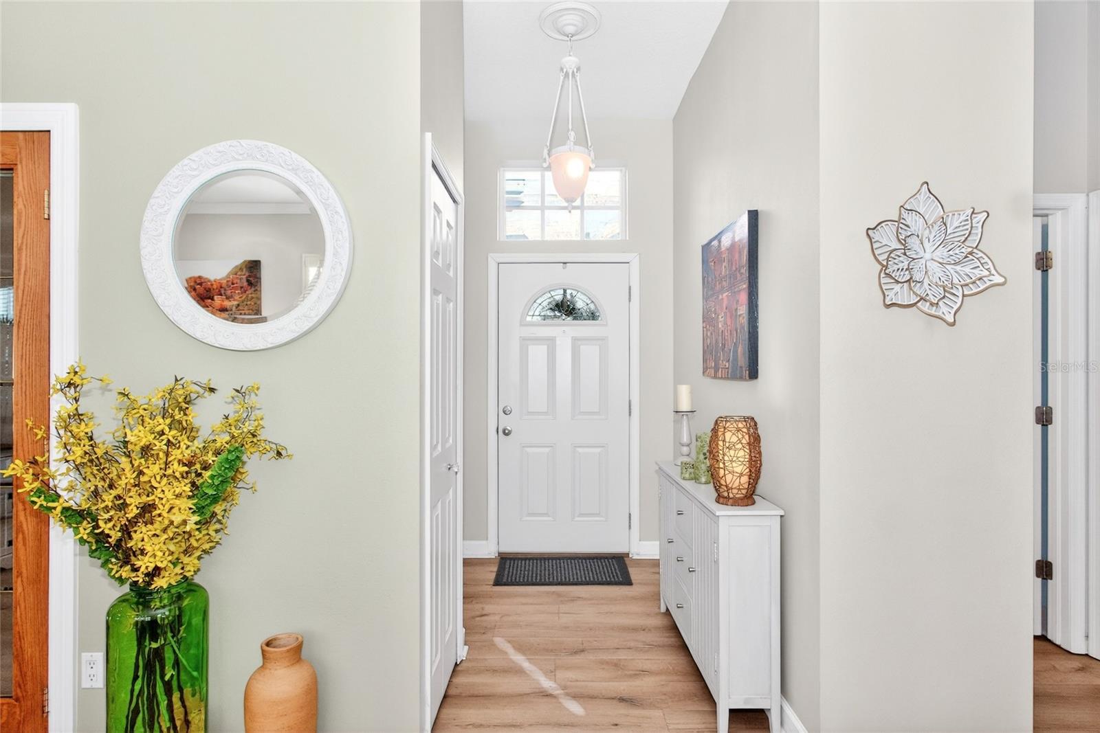 Image 5 of 51 For 5120 Fairway One Drive