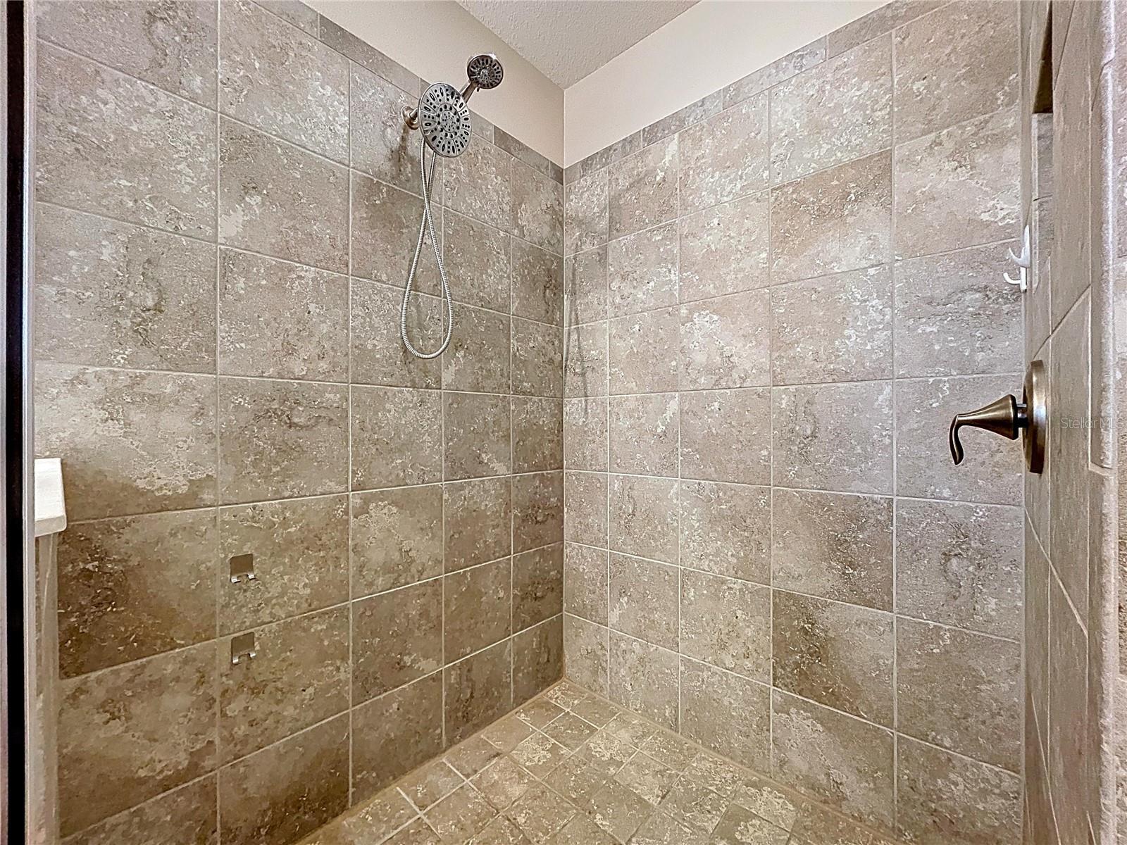 Image 19 of 48 For 597 52nd Terrace N