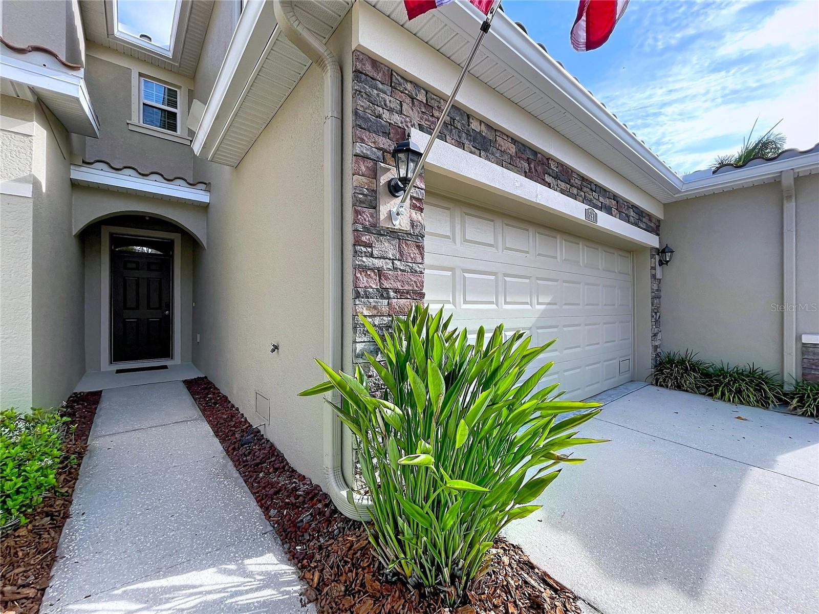 Image 3 of 48 For 597 52nd Terrace N