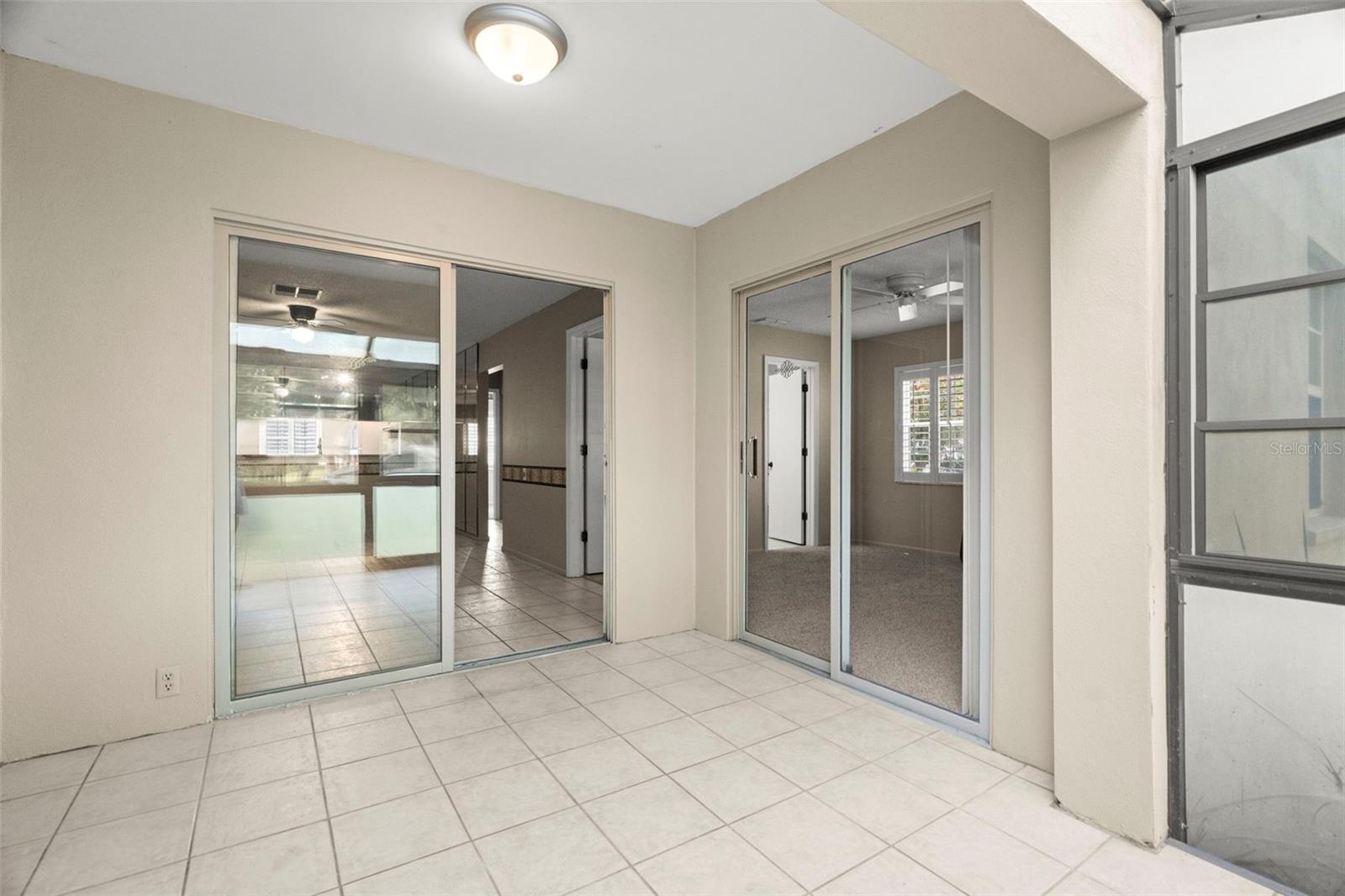 Image 24 of 32 For 5265 Bay Drive 410