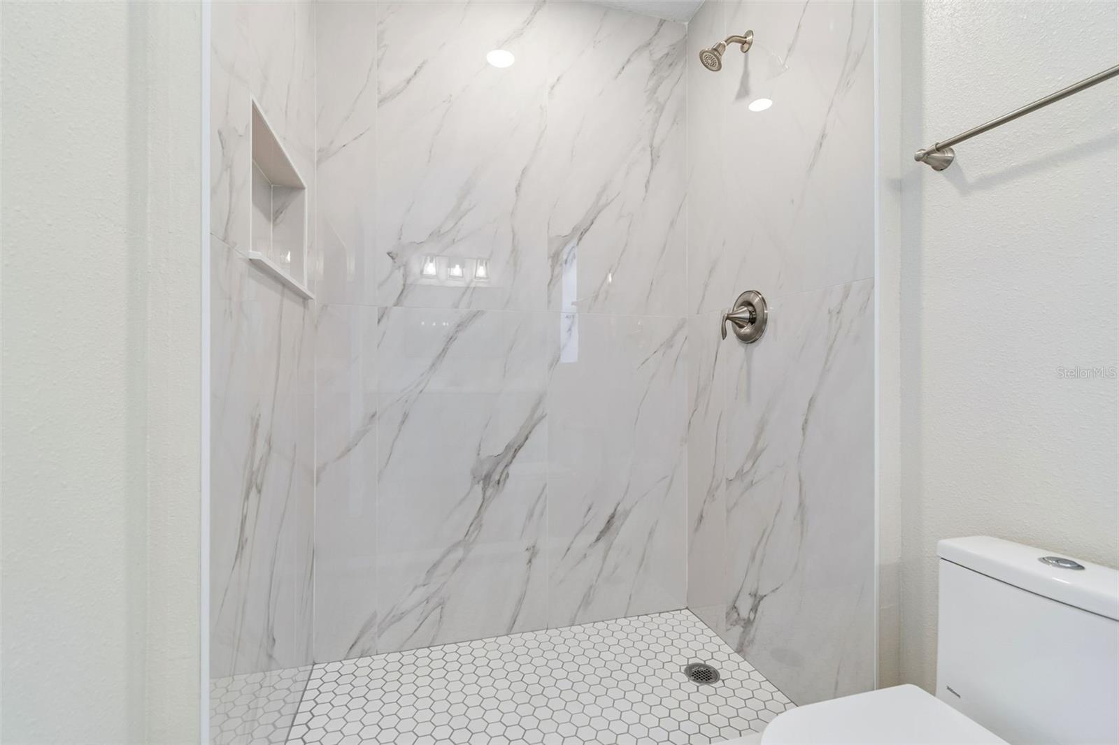 Image 13 of 29 For 430 Pevetty Drive