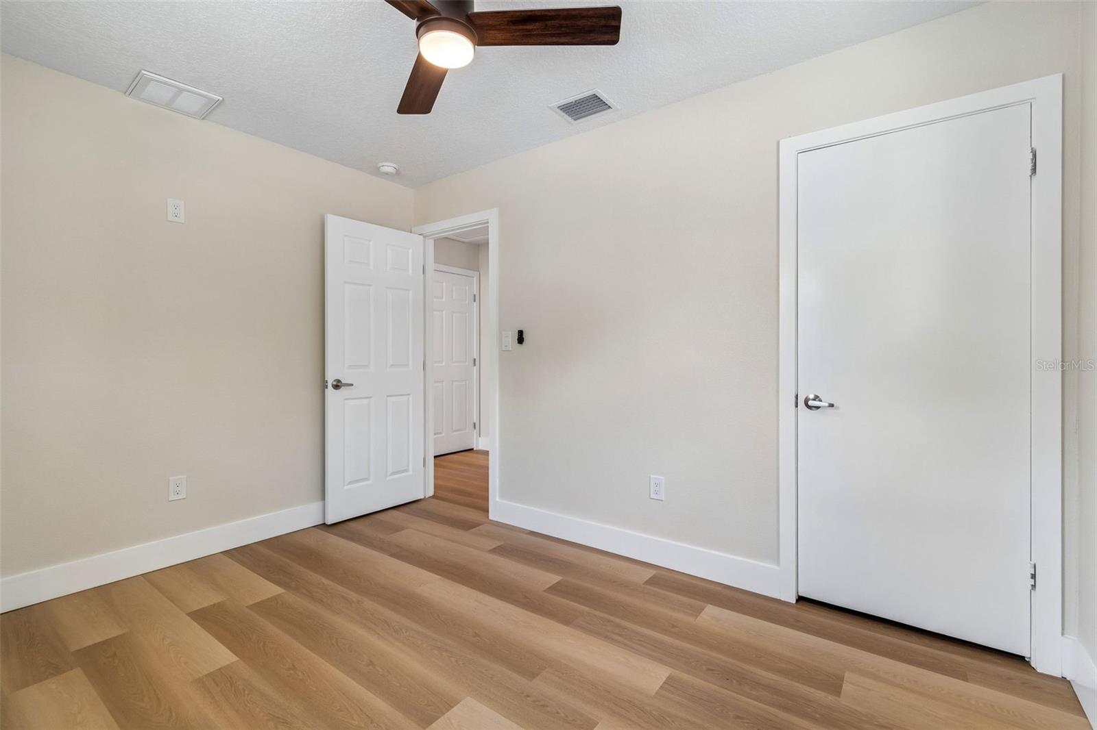 Image 15 of 29 For 430 Pevetty Drive