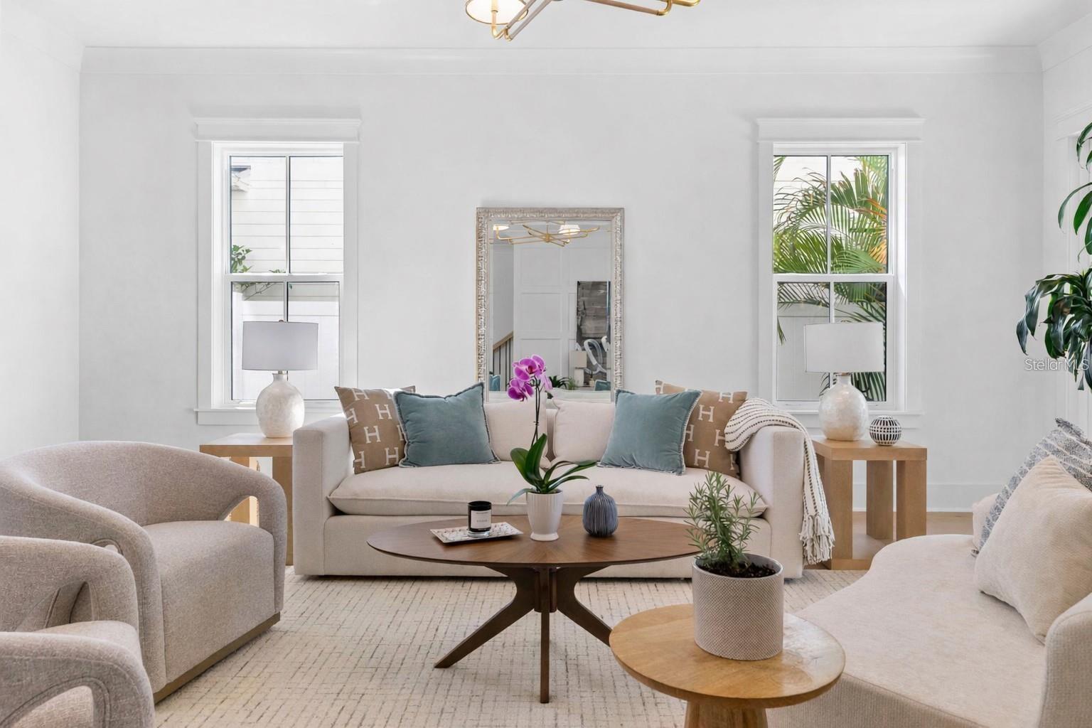 Image 5 of 32 For 321 12th Avenue Ne