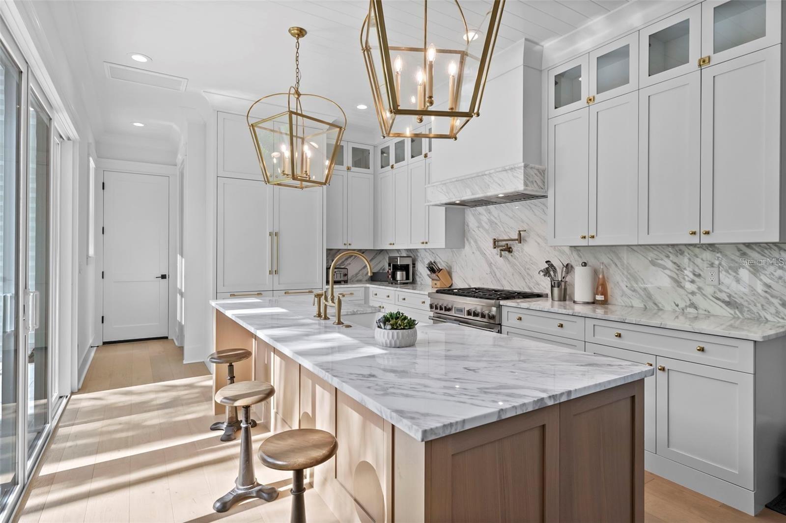 Image 8 of 32 For 321 12th Avenue Ne