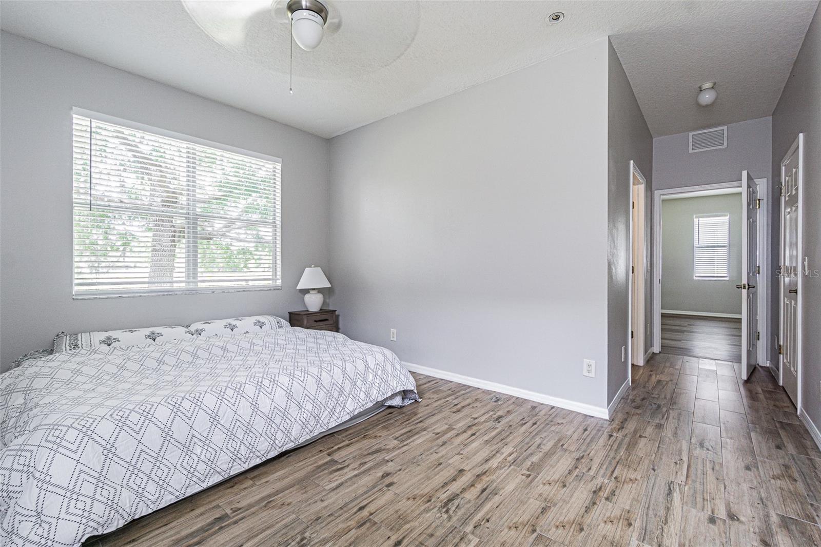 Image 9 of 27 For 13016 Terrace Brook Place