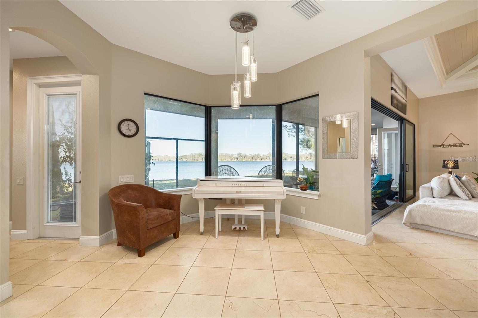 Image 12 of 42 For 9505 Aqua Lane