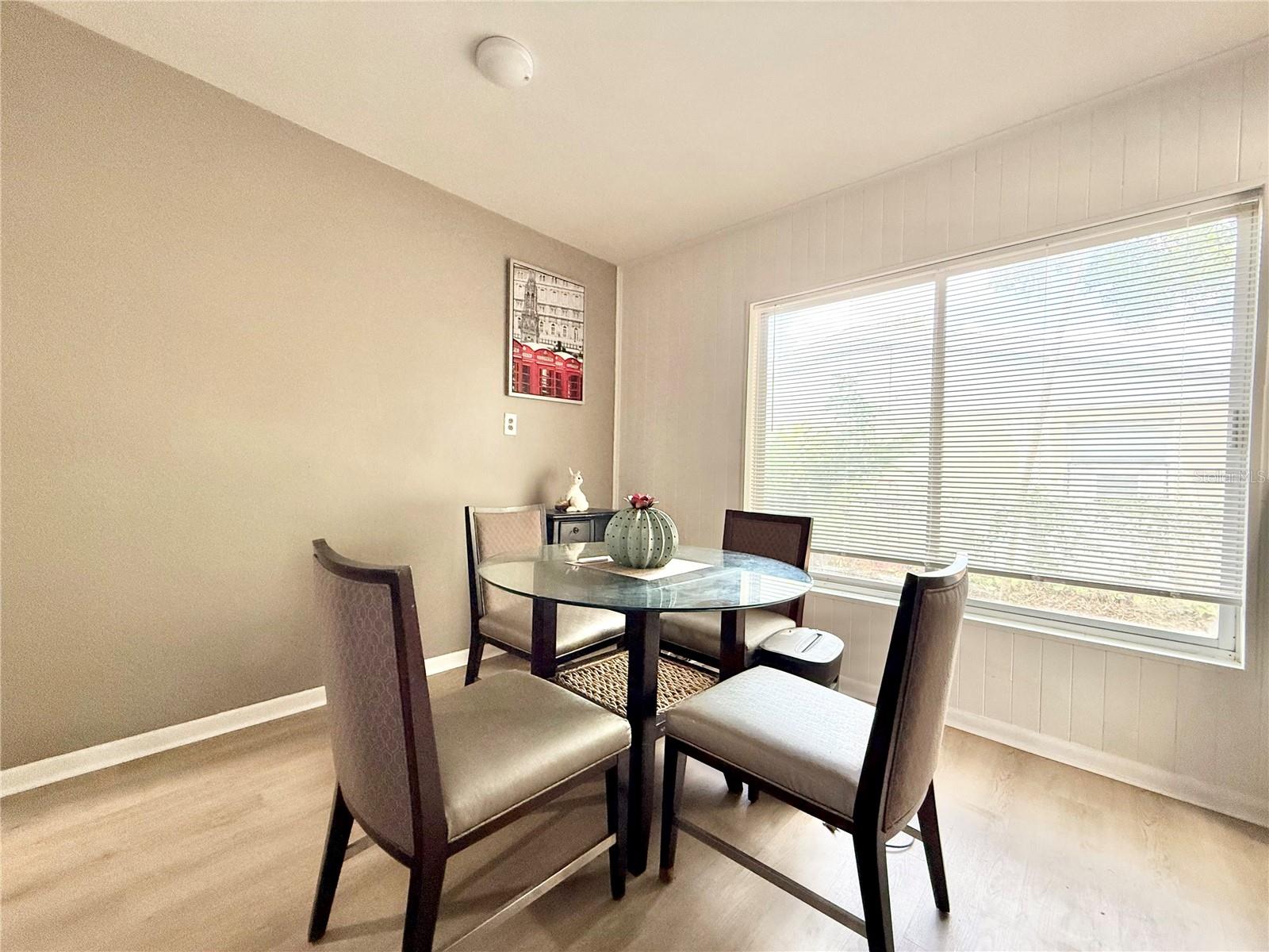 Image 18 of 47 For 5846 Wyoming Avenue