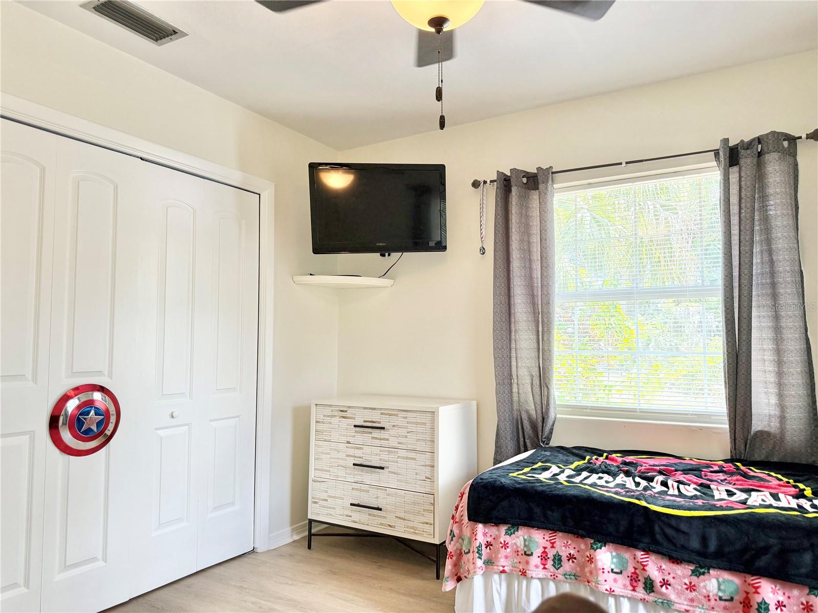 Image 30 of 47 For 5846 Wyoming Avenue