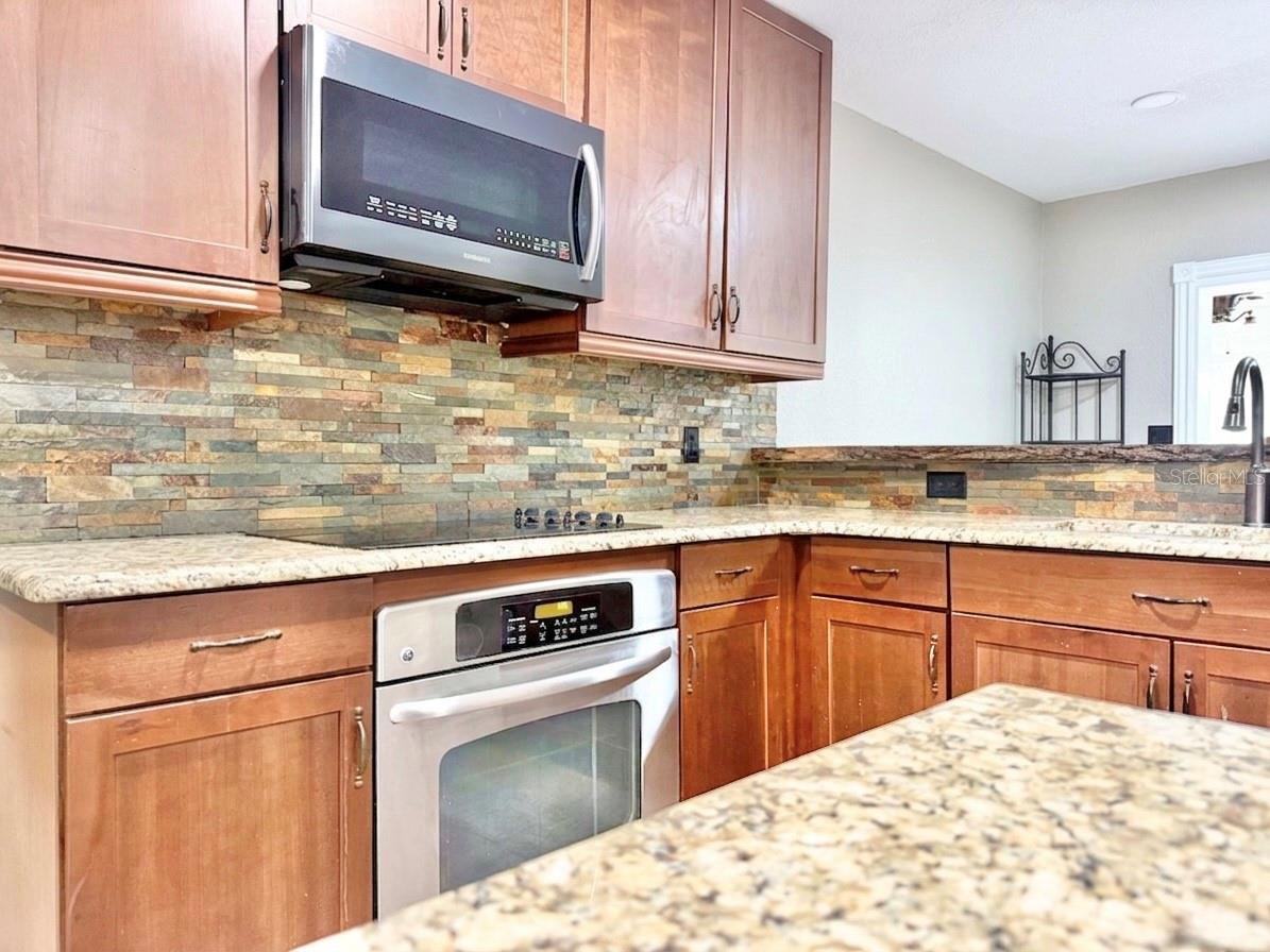 Image 5 of 47 For 5846 Wyoming Avenue