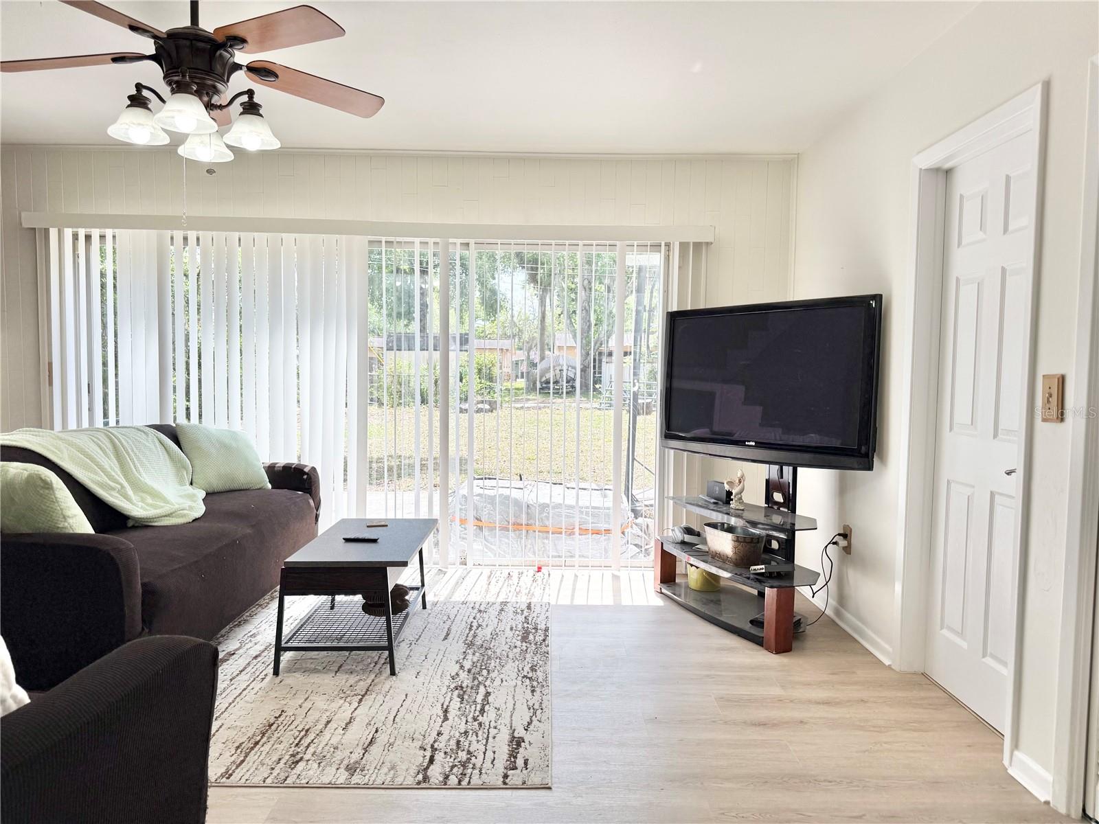 Image 9 of 47 For 5846 Wyoming Avenue