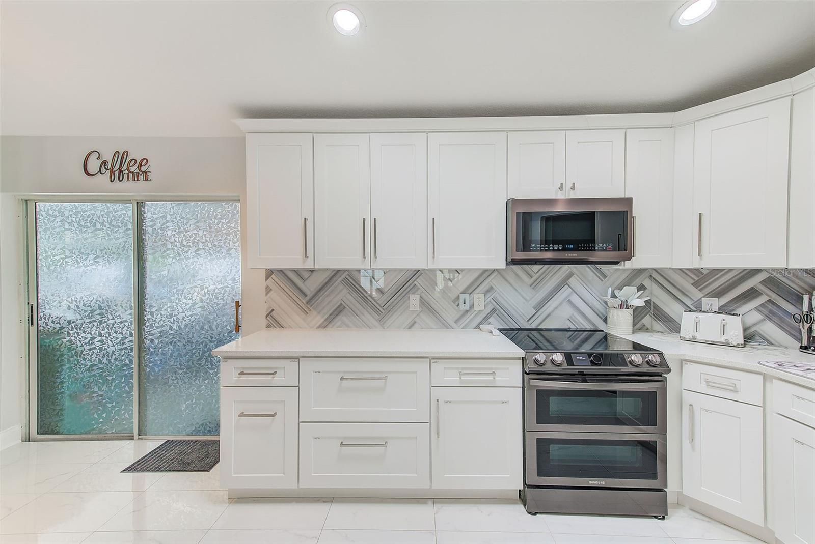 Image 16 of 52 For 8524 Beth Court