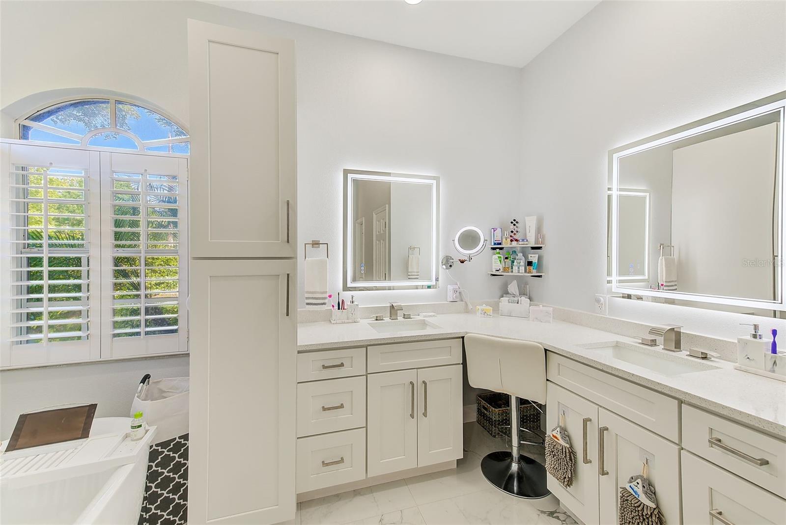 Image 22 of 52 For 8524 Beth Court