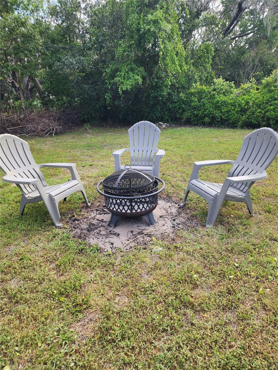 Image 48 of 52 For 8524 Beth Court