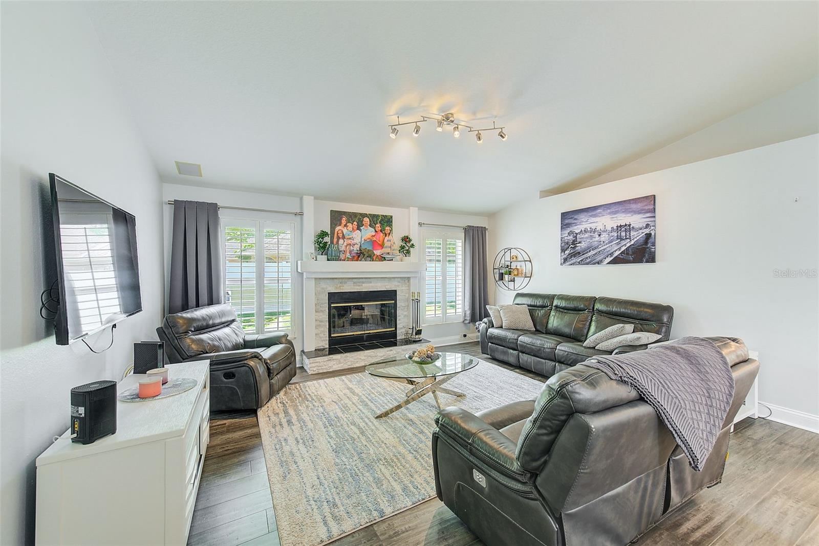 Image 8 of 52 For 8524 Beth Court