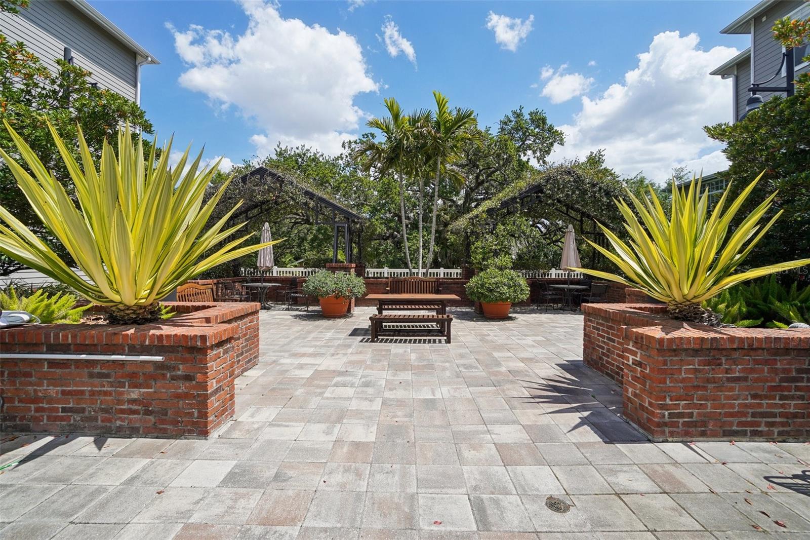 Image 30 of 33 For 800 Dakota Avenue 236