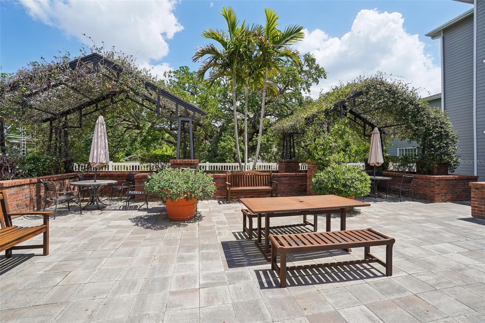 Image 31 of 33 For 800 Dakota Avenue 236