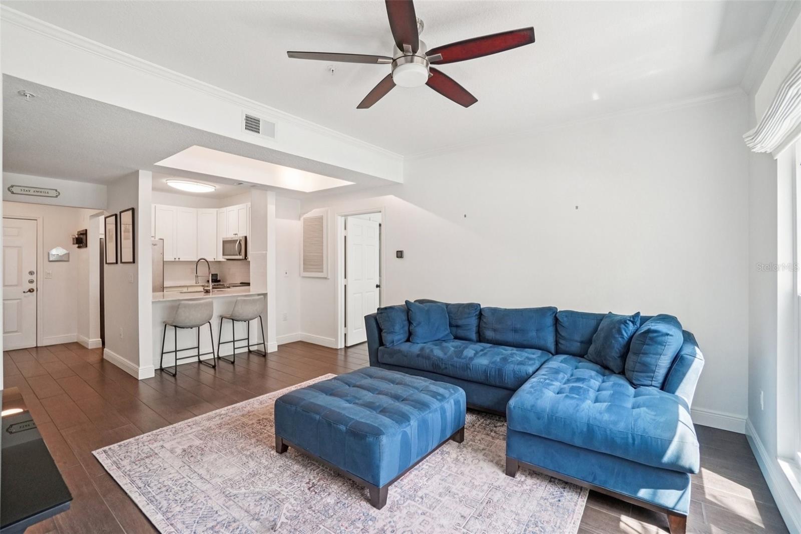 Image 5 of 33 For 800 Dakota Avenue 236