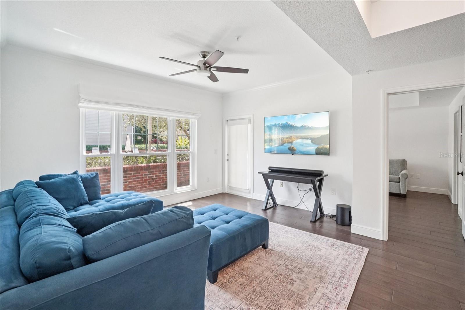 Image 6 of 33 For 800 Dakota Avenue 236