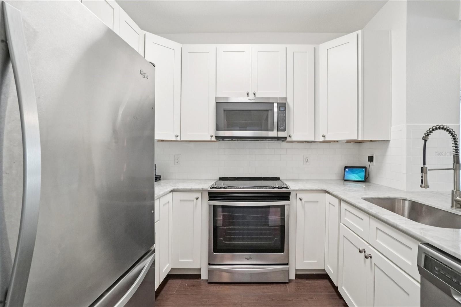 Image 8 of 33 For 800 Dakota Avenue 236