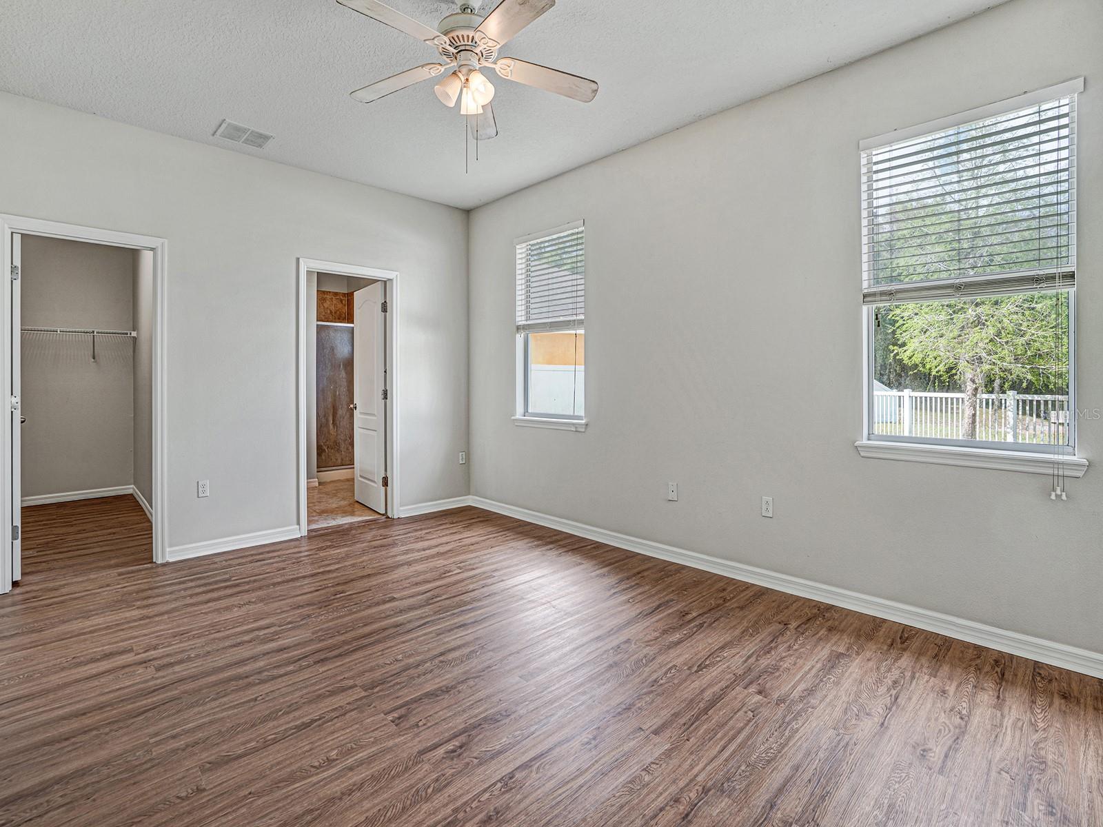 Image 14 of 38 For 11713 Colony Lakes Boulevard