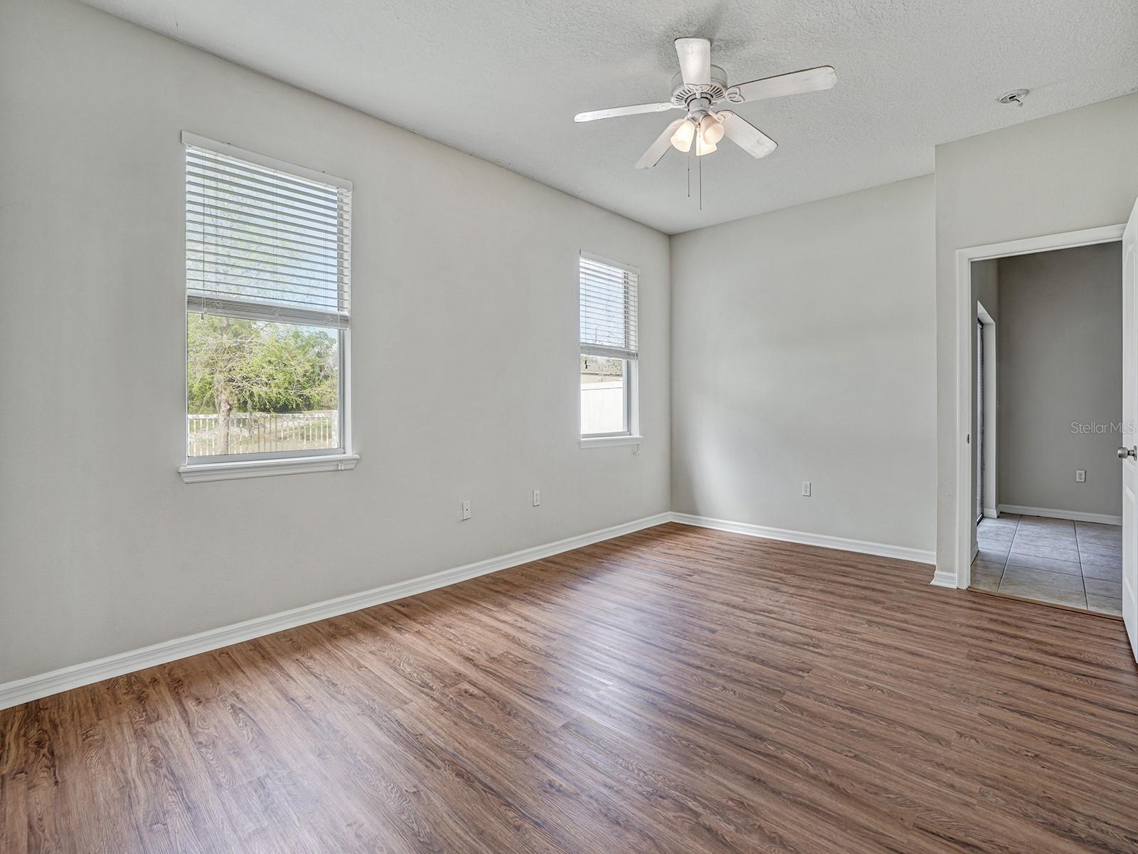 Image 17 of 38 For 11713 Colony Lakes Boulevard