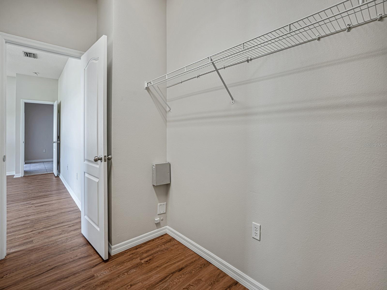 Image 19 of 38 For 11713 Colony Lakes Boulevard