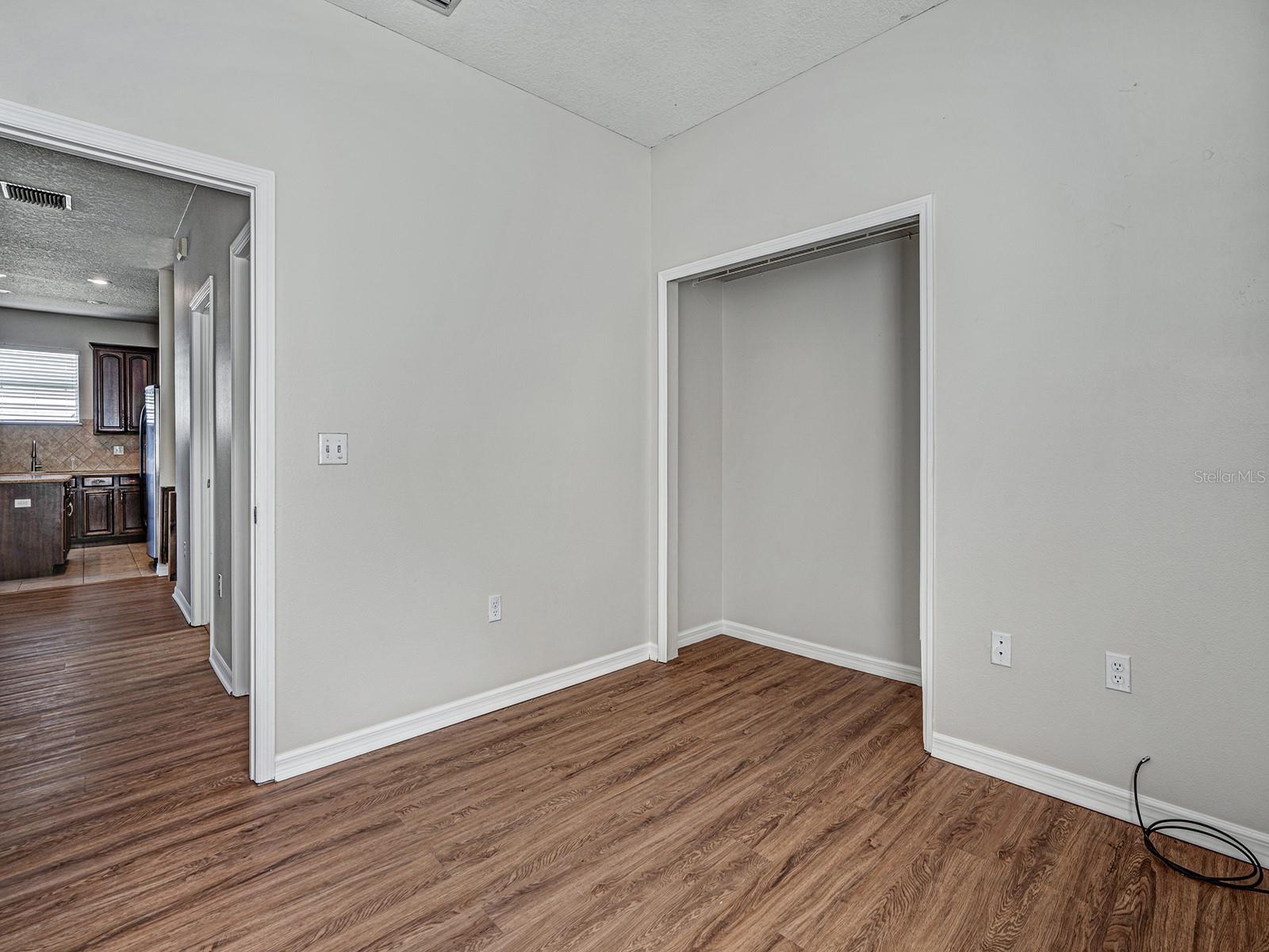 Image 23 of 38 For 11713 Colony Lakes Boulevard