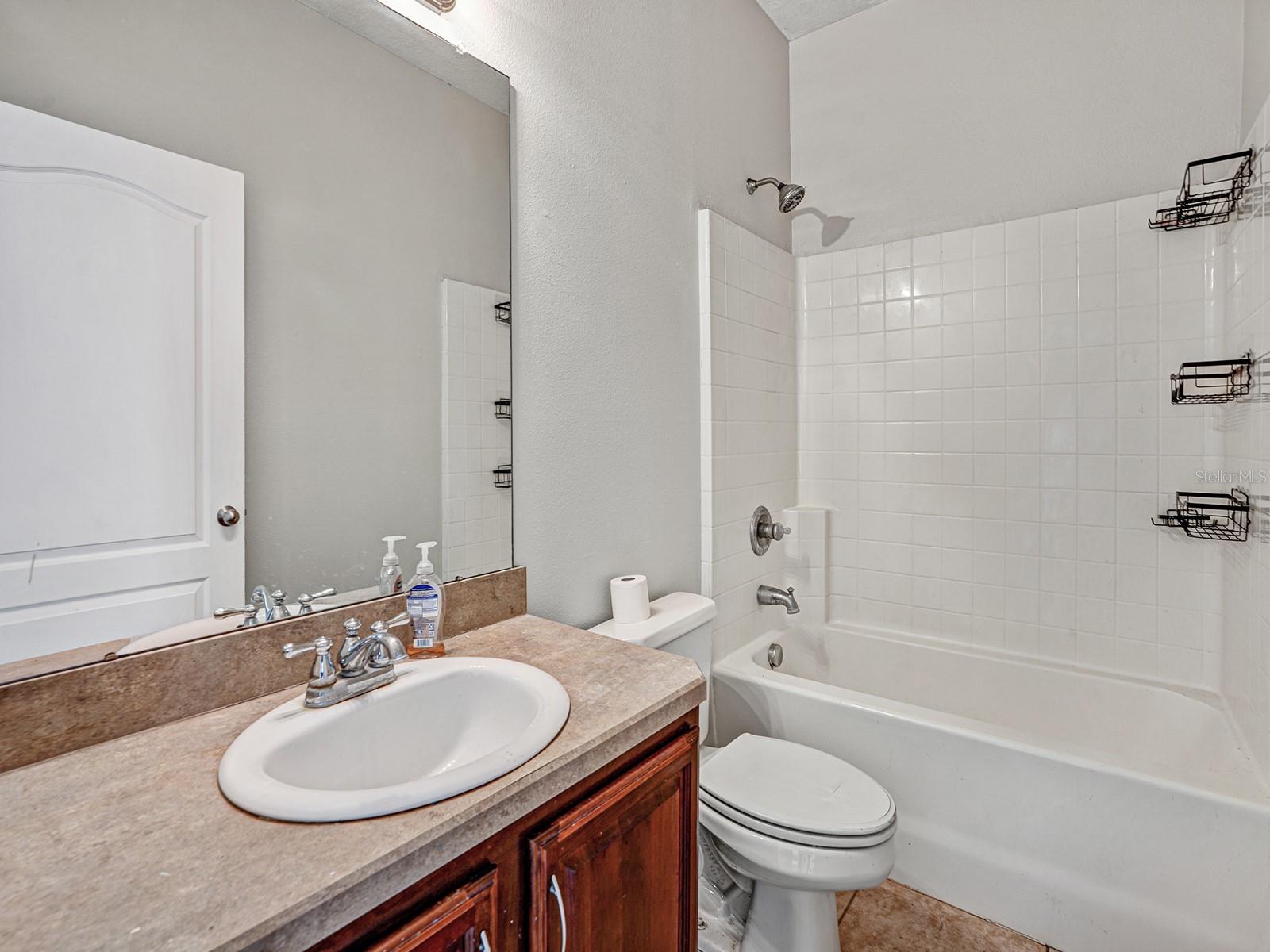 Image 28 of 38 For 11713 Colony Lakes Boulevard