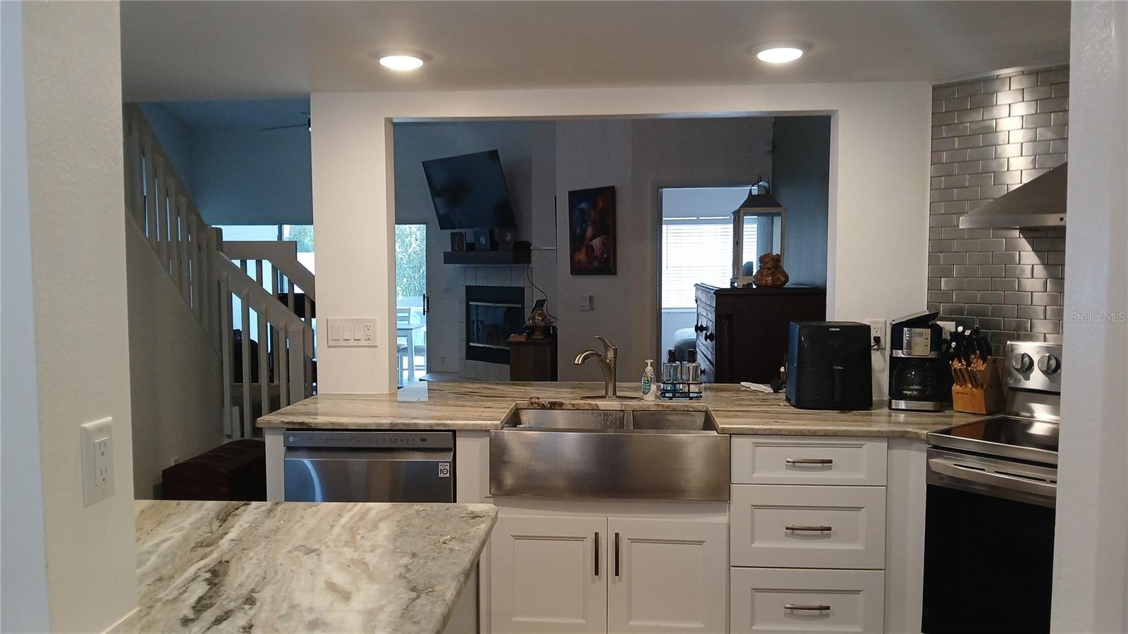 Image 8 of 31 For 1963 Georgia Circle N