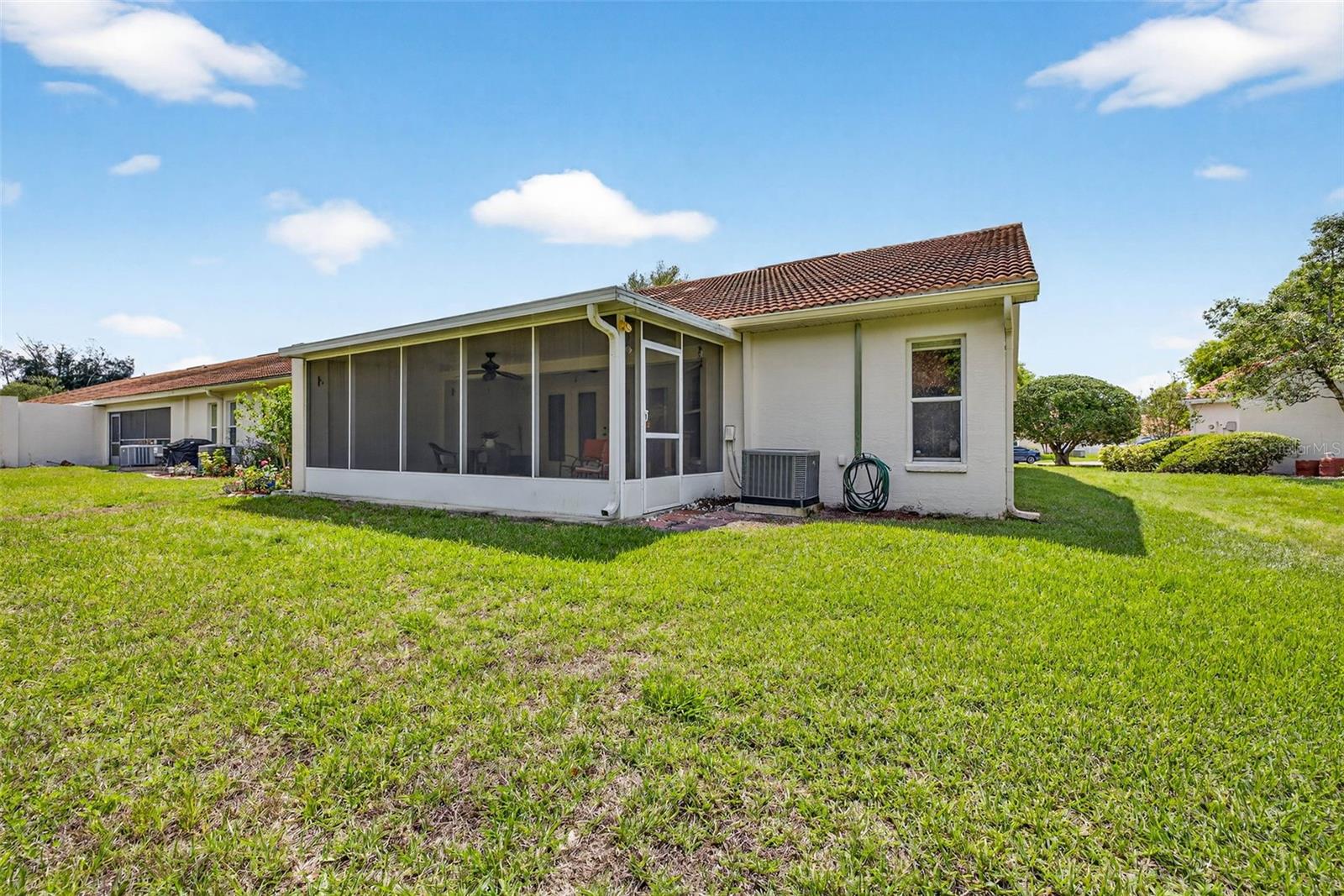 Listing photo id 39 for 7559 Mediterranean Court