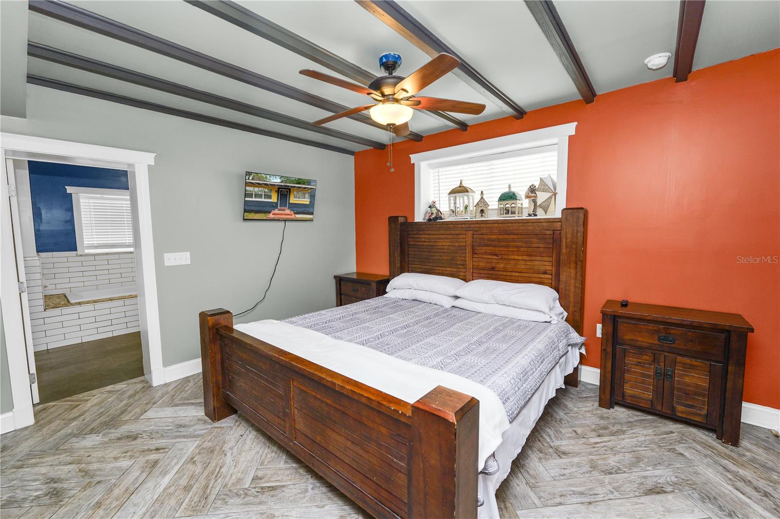 Image 14 of 38 For 1410 Edgewood Drive