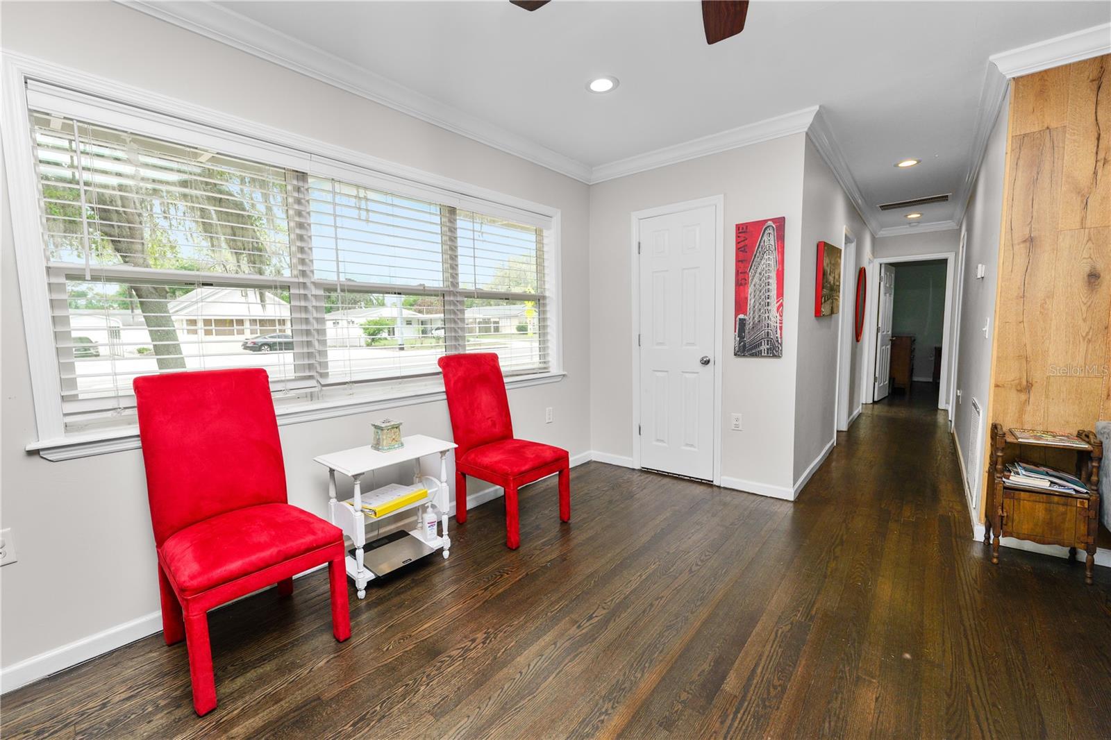 Image 21 of 38 For 1410 Edgewood Drive