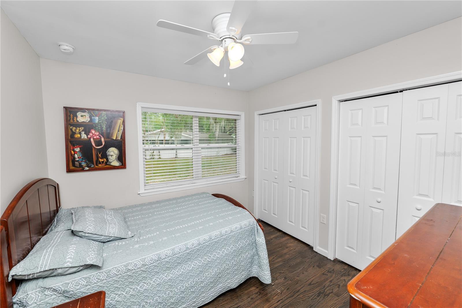 Image 24 of 38 For 1410 Edgewood Drive