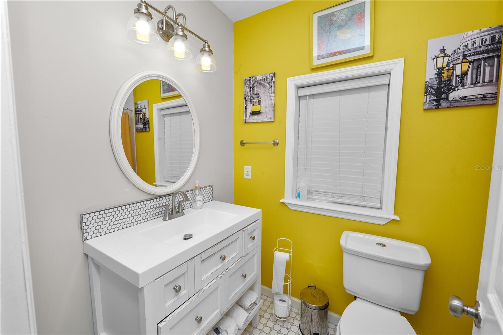 Image 29 of 38 For 1410 Edgewood Drive