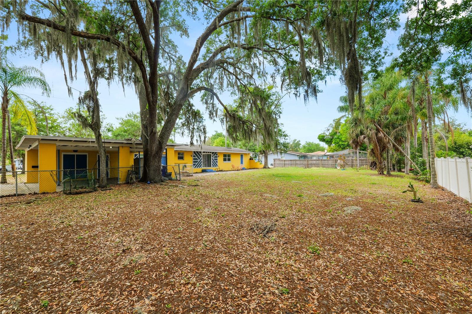 Image 32 of 38 For 1410 Edgewood Drive