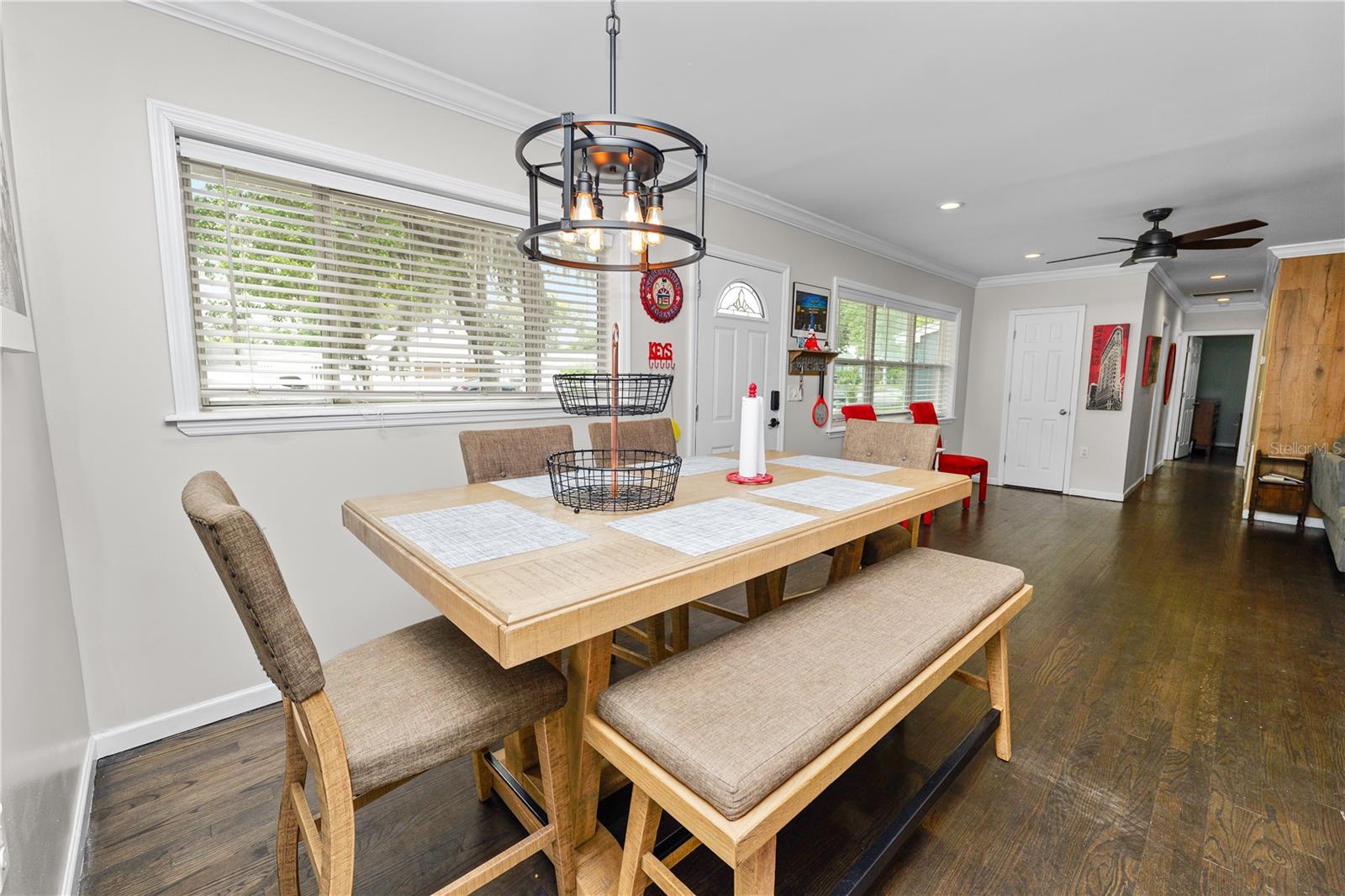 Image 7 of 38 For 1410 Edgewood Drive