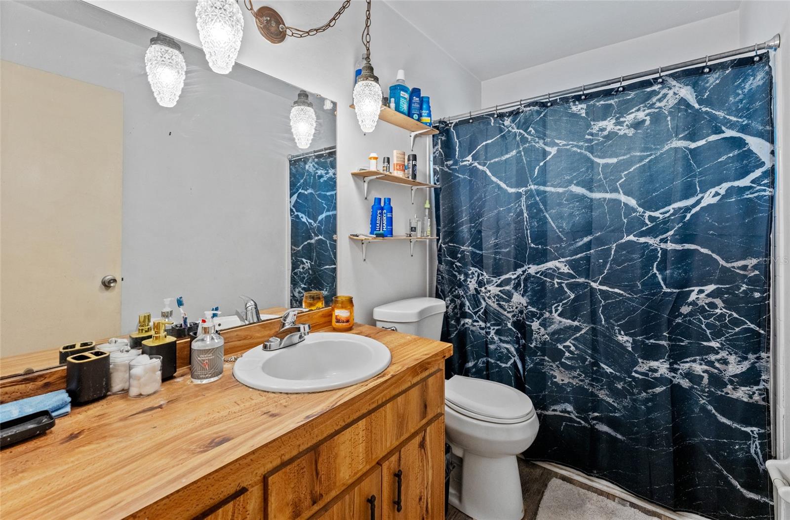 Image 22 of 35 For 5824 Whistlewood Circle