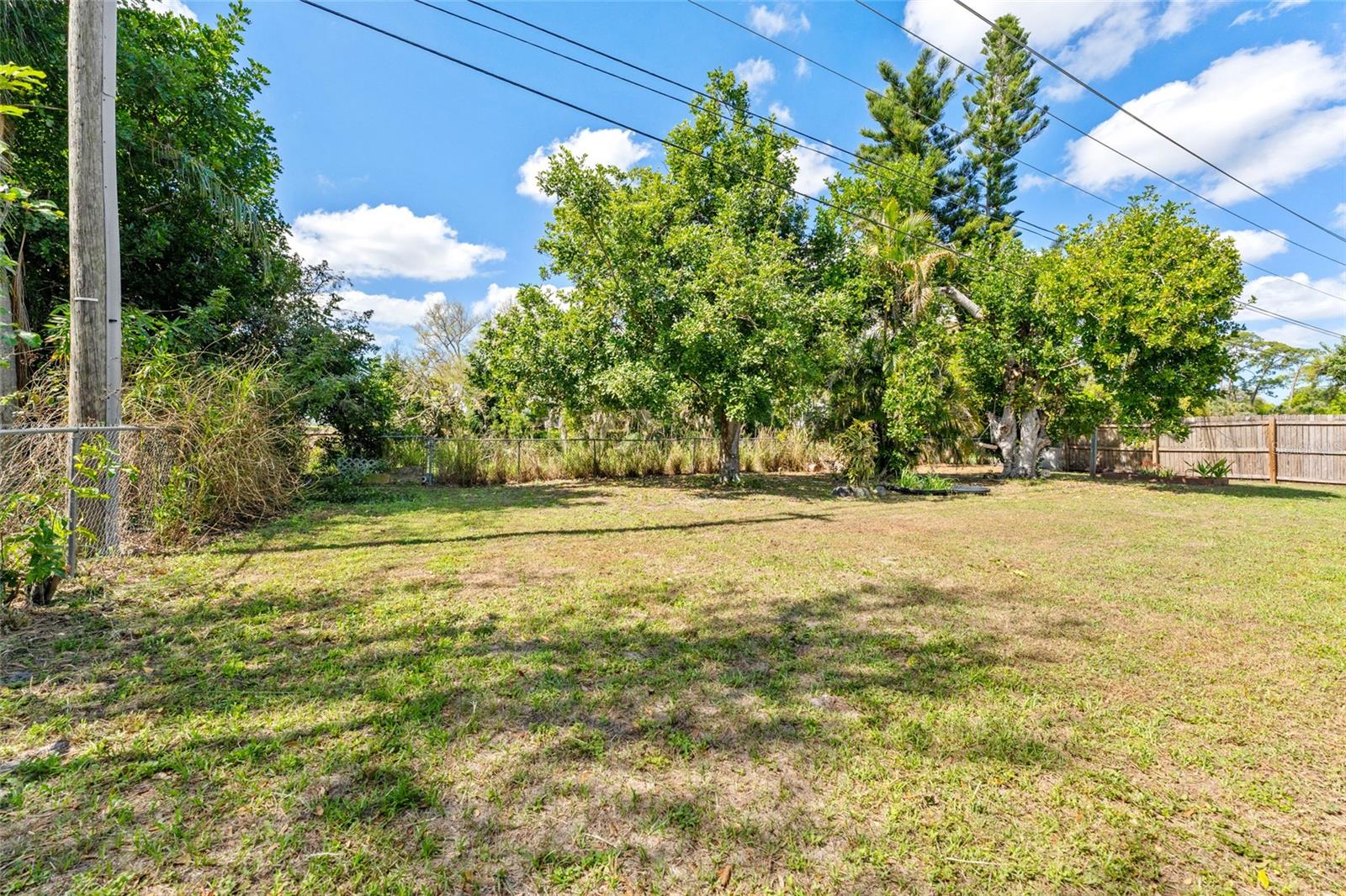 Image 30 of 35 For 5824 Whistlewood Circle