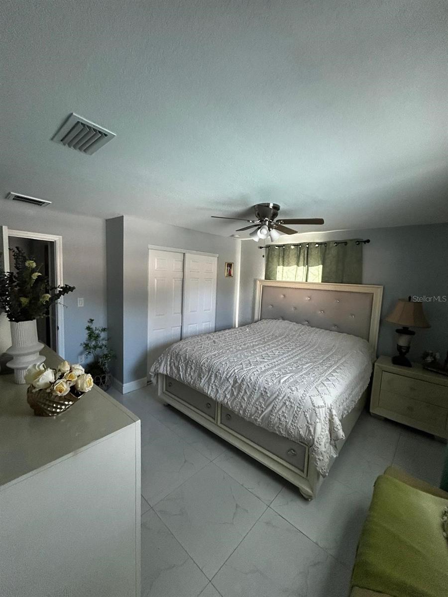 Image 22 of 39 For 16225 Whippoorwill Lane