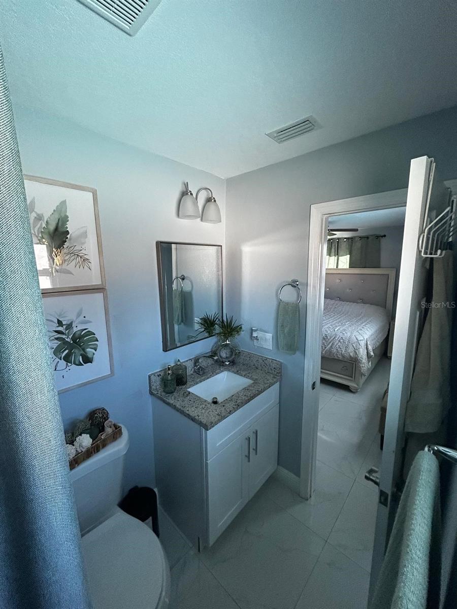 Image 23 of 39 For 16225 Whippoorwill Lane