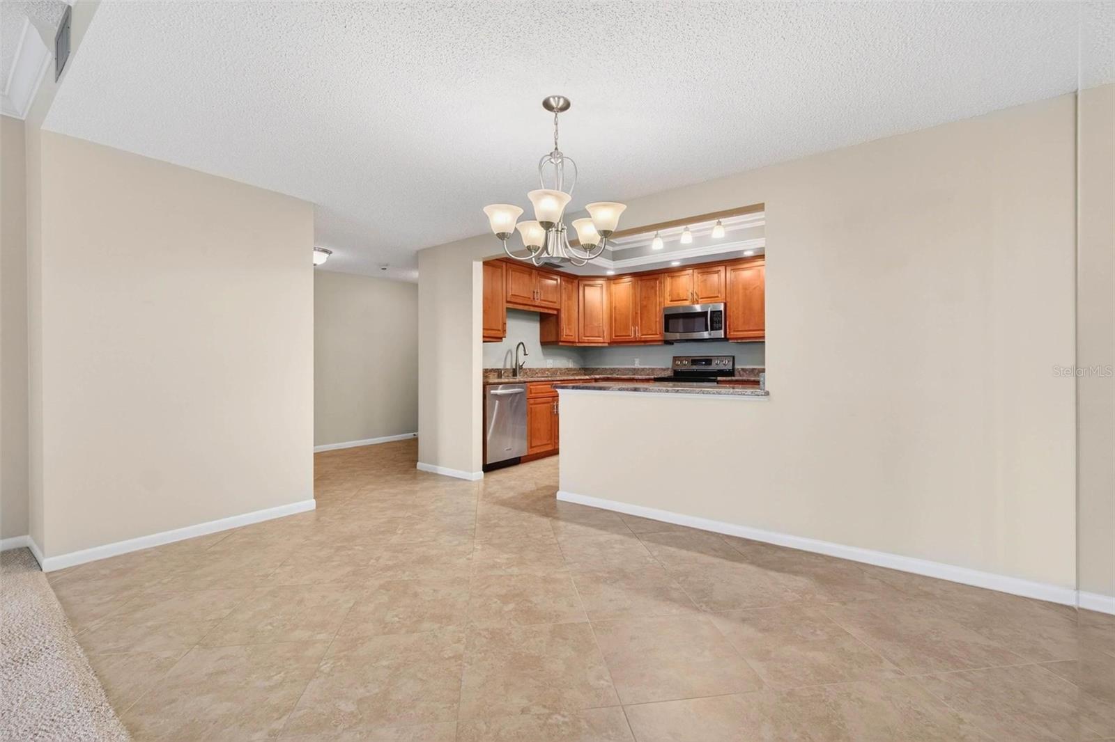 Image 15 of 51 For 150 Belleview Boulevard 508