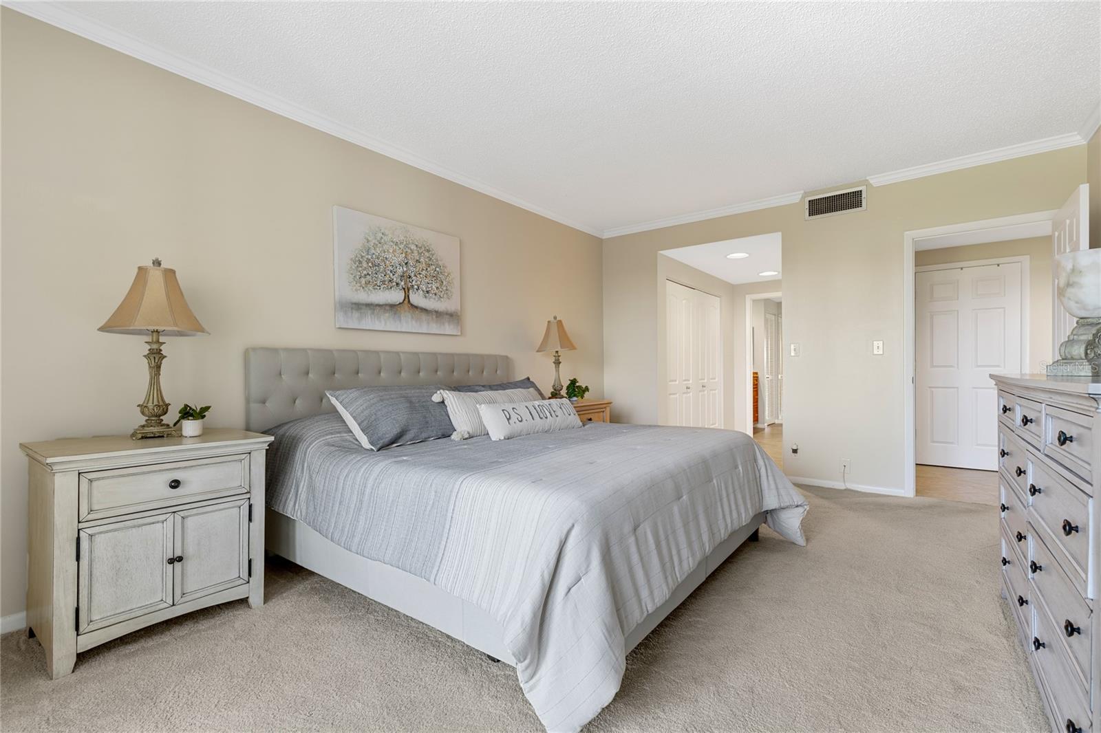 Image 31 of 51 For 150 Belleview Boulevard 508