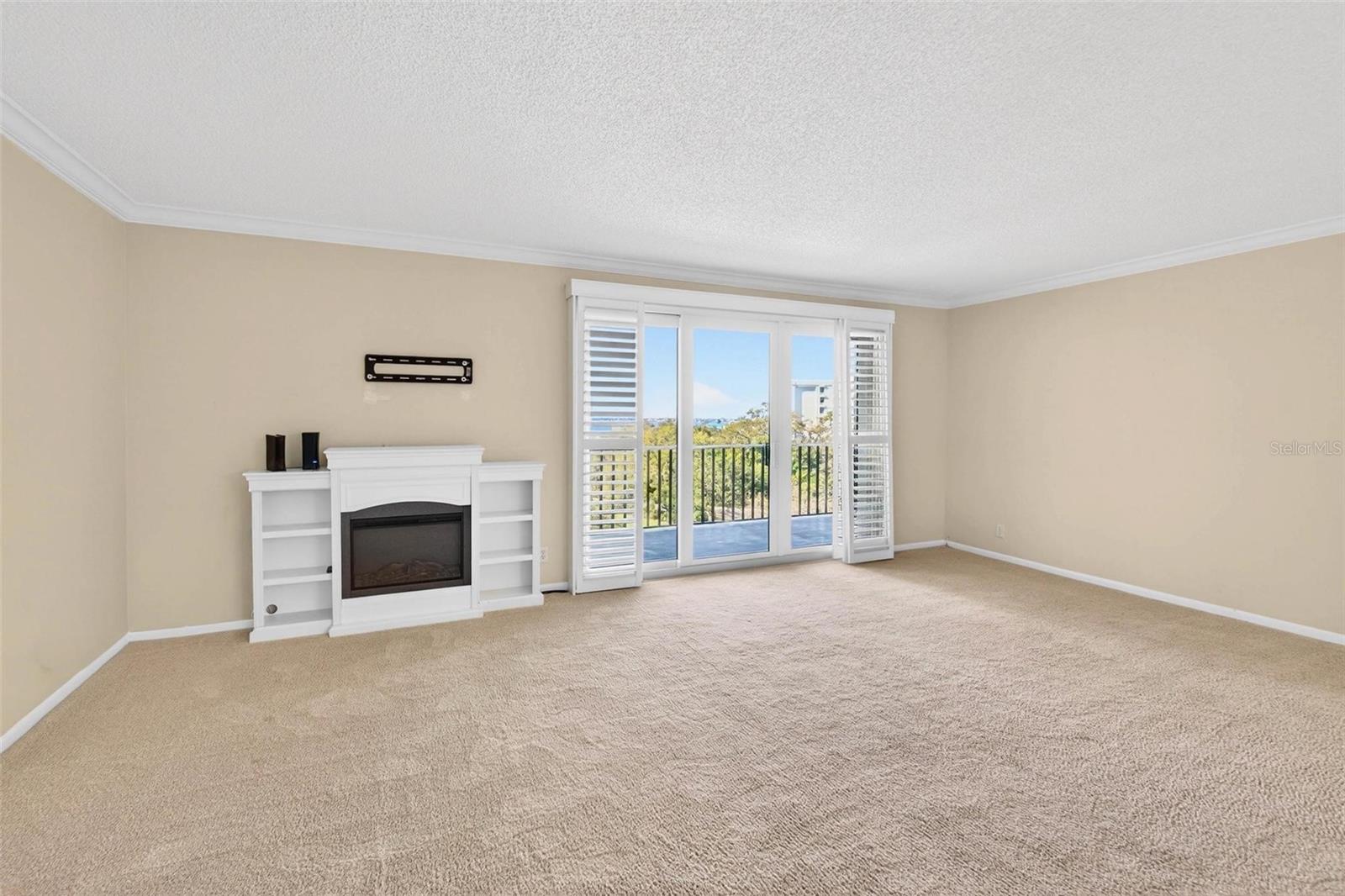 Image 33 of 51 For 150 Belleview Boulevard 508