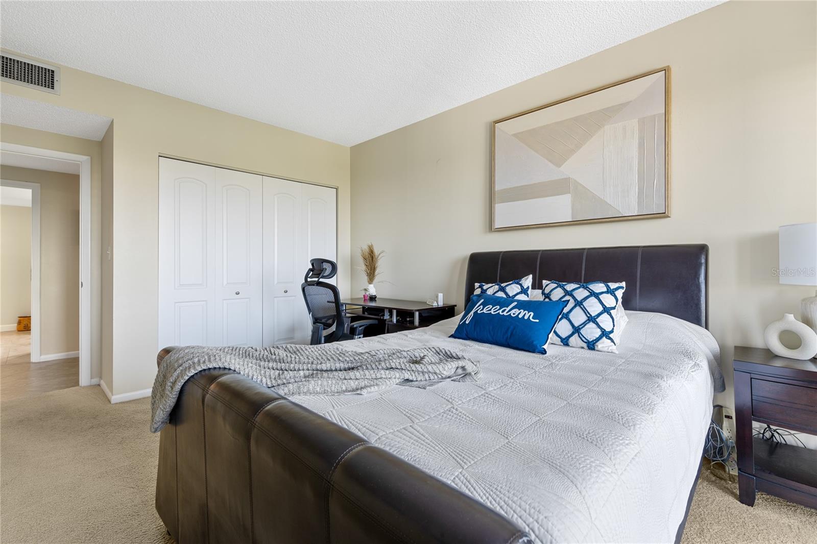 Image 37 of 51 For 150 Belleview Boulevard 508