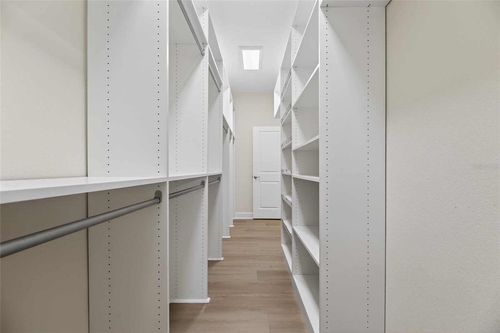 Image 25 of 83 For 1008 River Drive