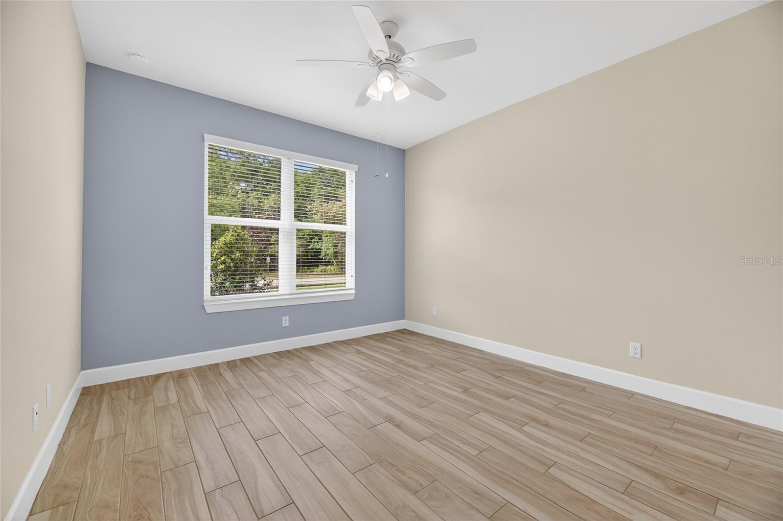 Image 38 of 83 For 1008 River Drive