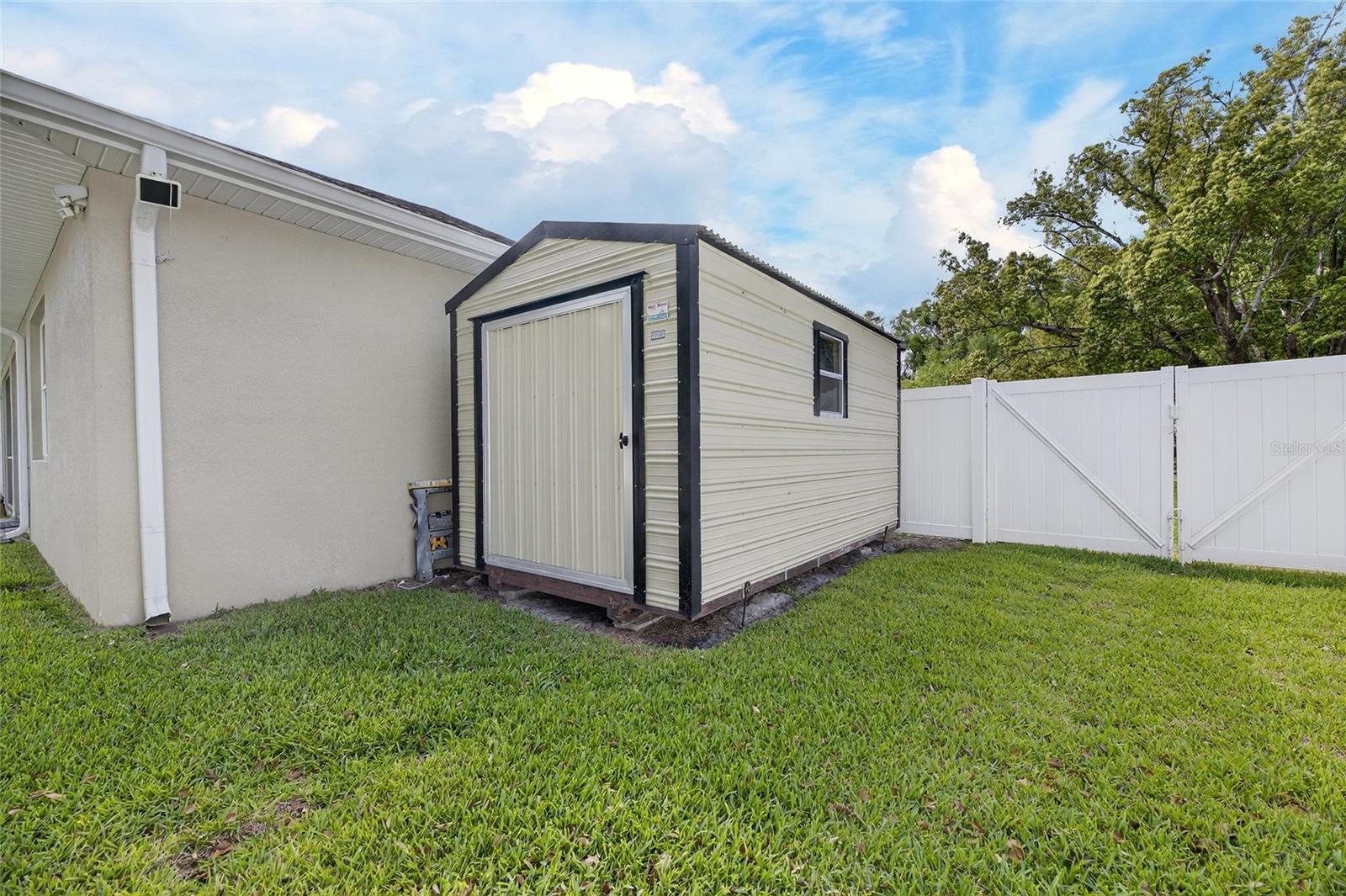 Image 43 of 83 For 1008 River Drive