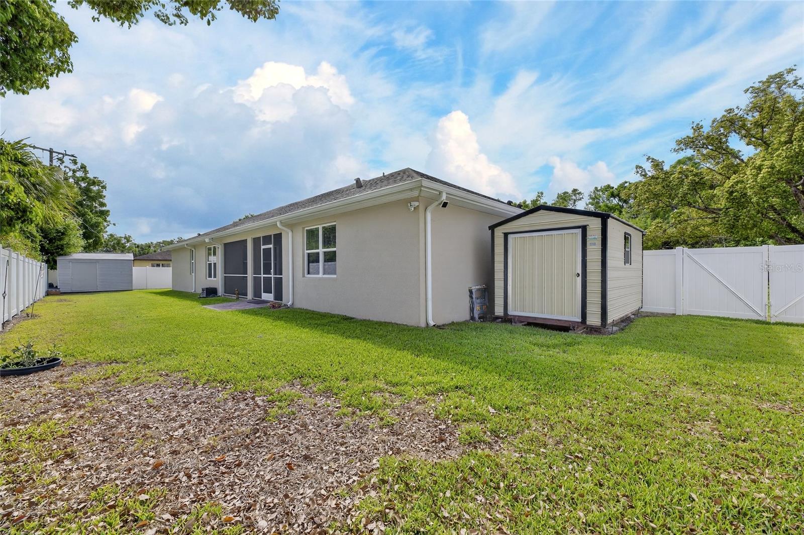 Image 44 of 83 For 1008 River Drive