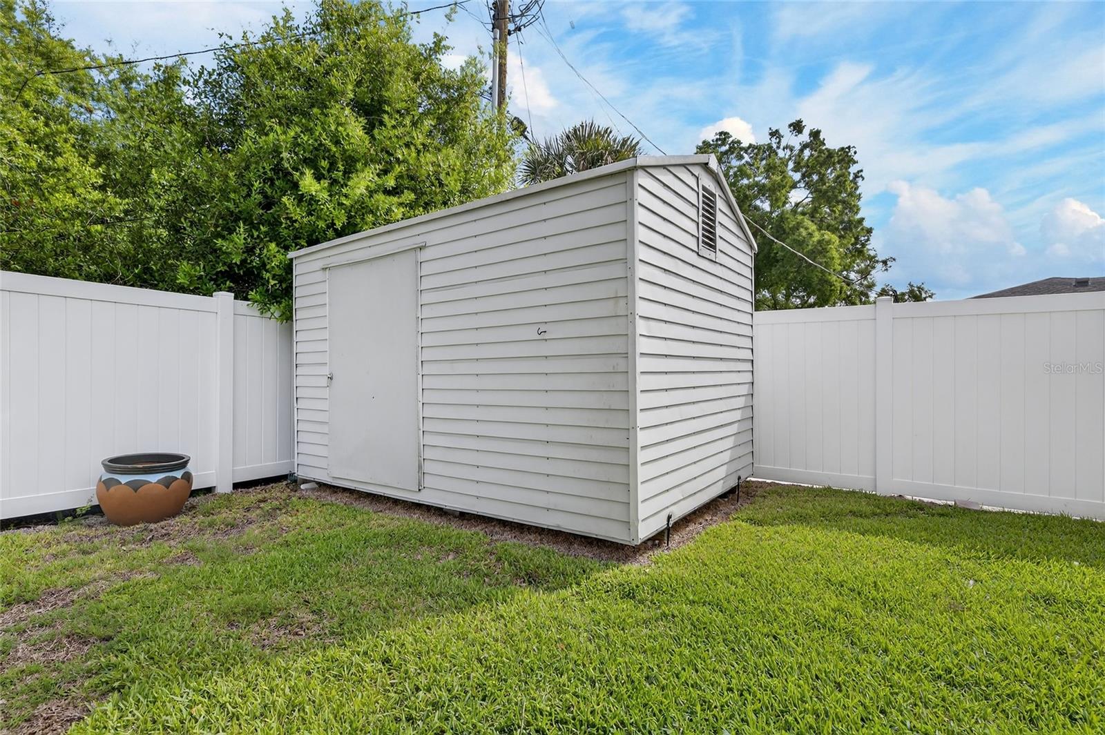 Image 47 of 83 For 1008 River Drive