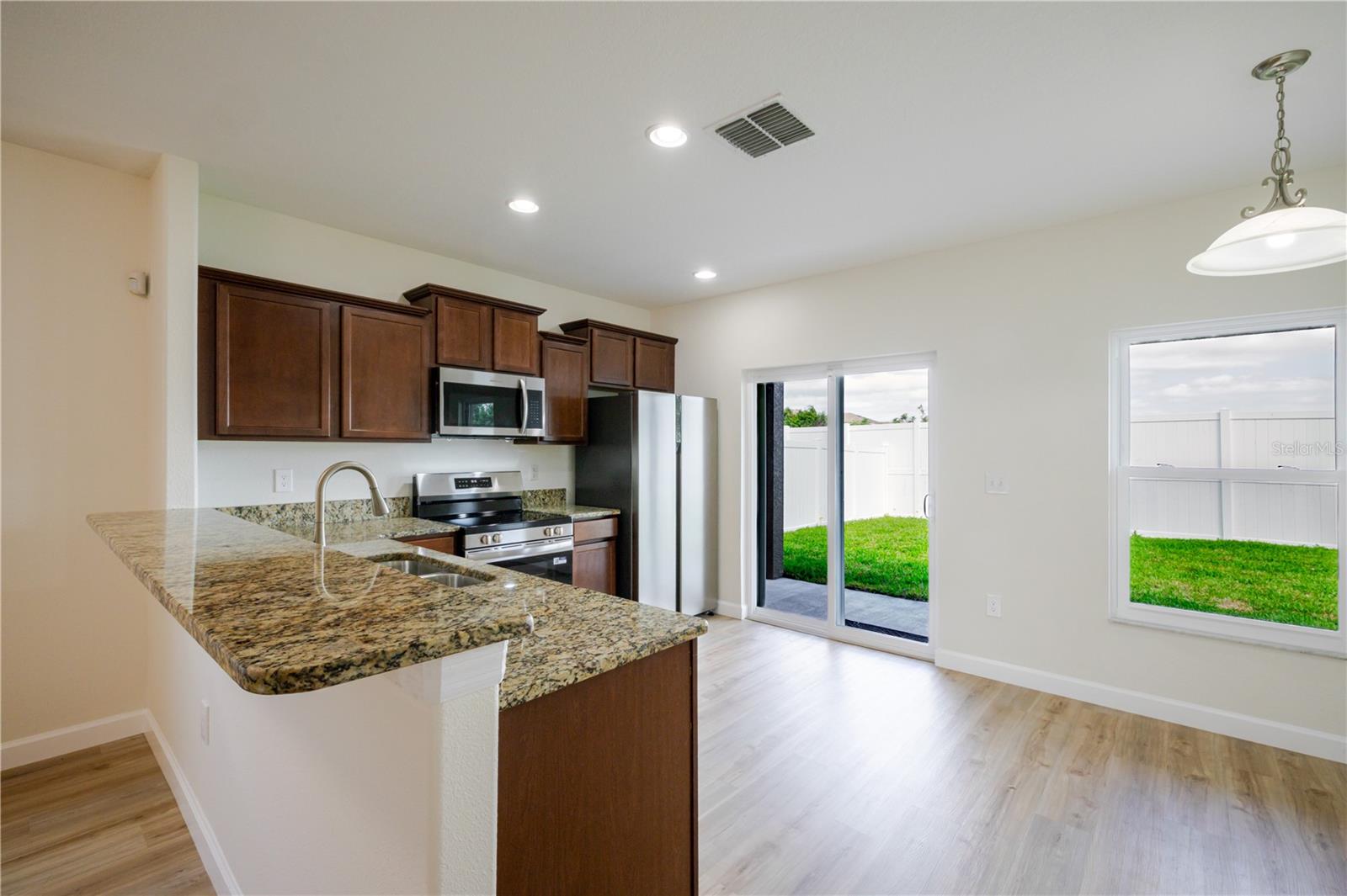 Image 11 of 67 For 2306 Richwood Pike Drive